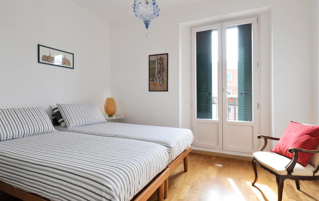 San Lorenzo Building Milan Room photo